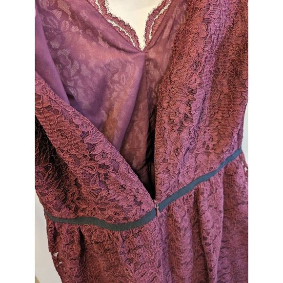Loft Ann Taylor Women Burgundy Lace Overlay Mini Dress Vee in Front & Back Women - Picture 4 of 7